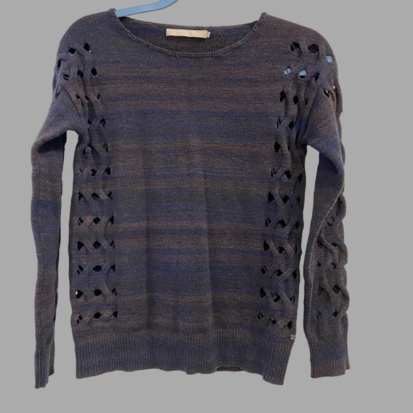 One Grey Day Pullover - Size Small - Picture 3 of 12